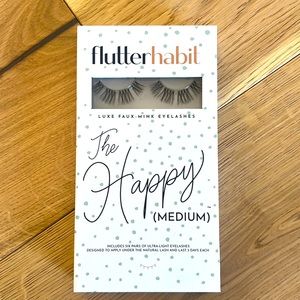 Flutter habit luxe faux mink eyelashes - style: The Happy Medium
